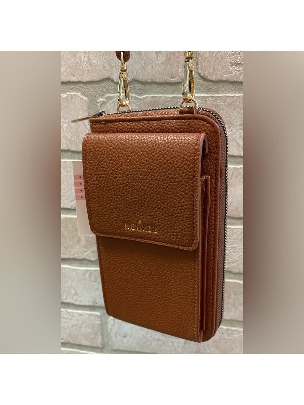 Kedzie Eclipse Crossbody Purse NWT